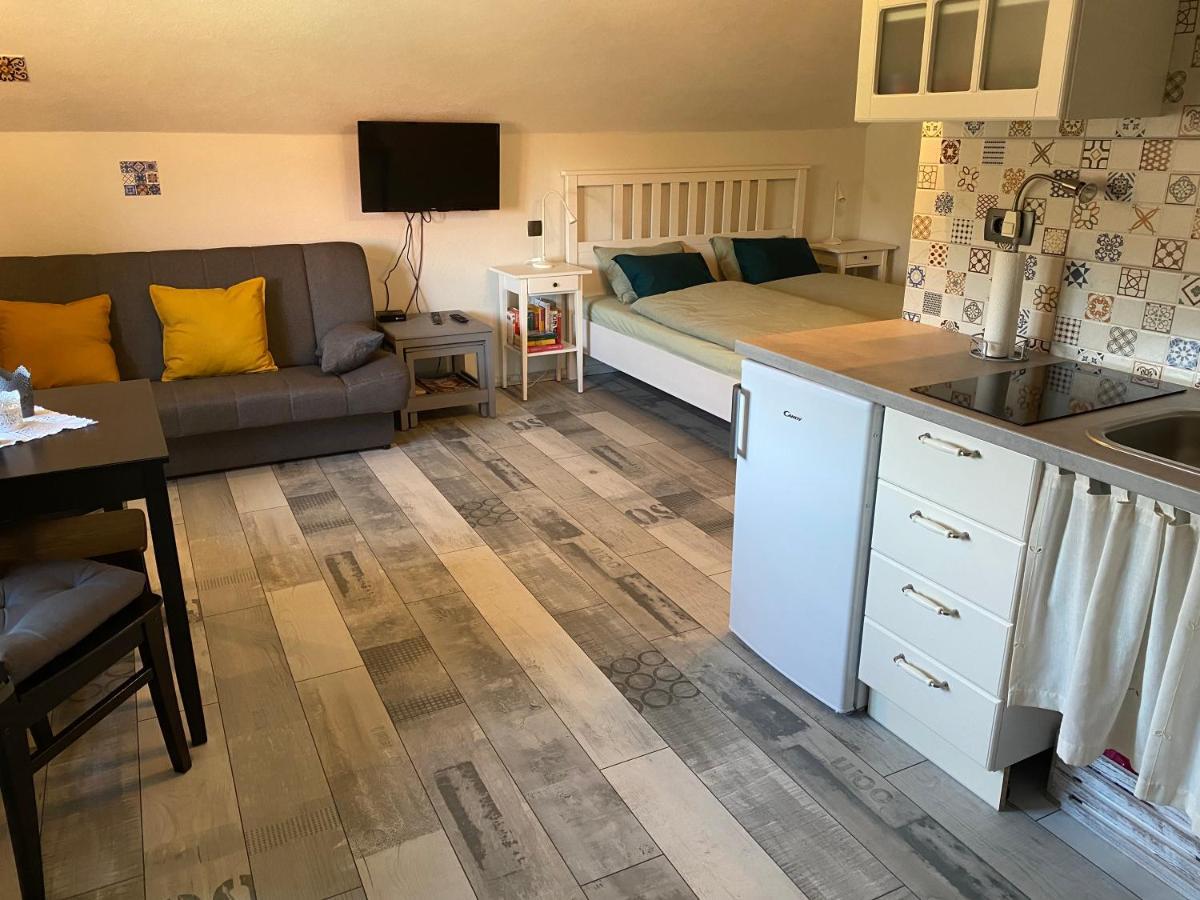 Apartma Obrh Smarjeske Toplice Luaran gambar