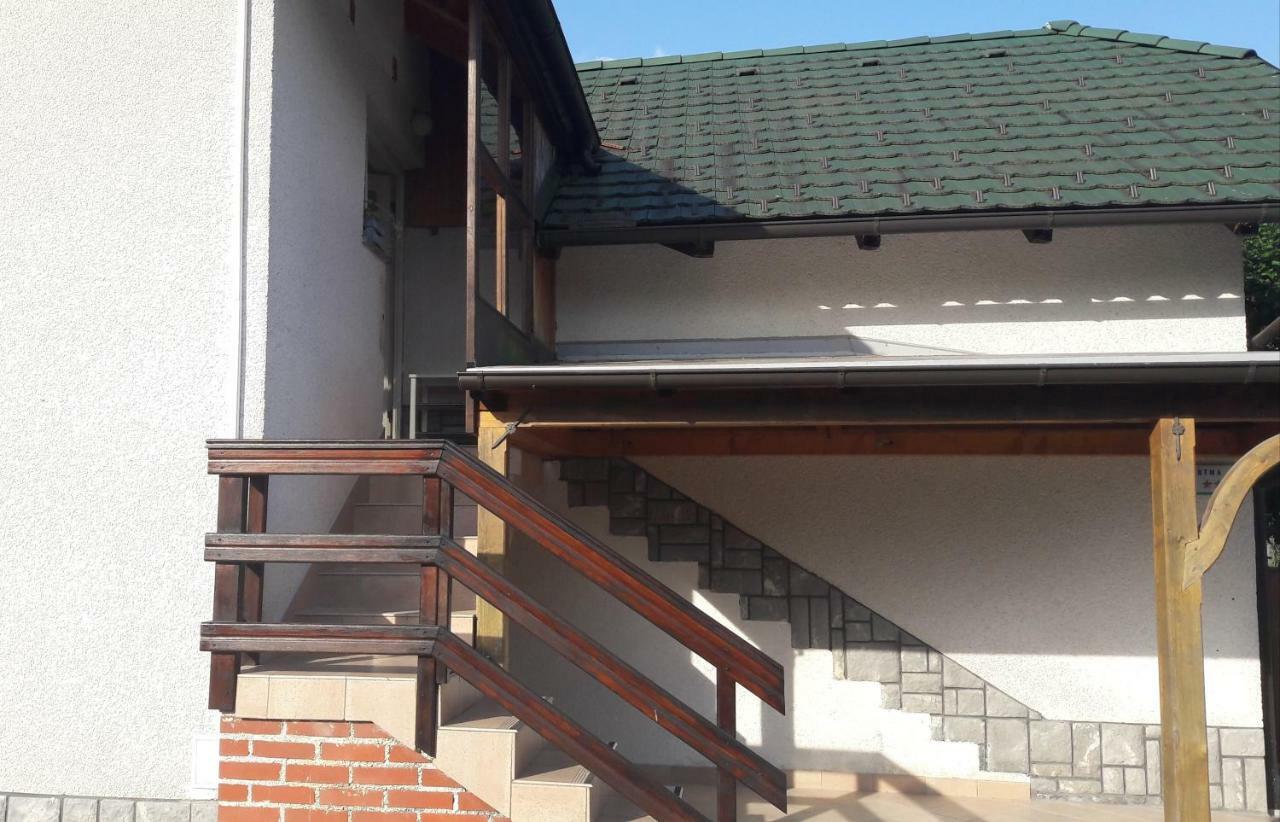 Apartma Obrh Smarjeske Toplice Luaran gambar